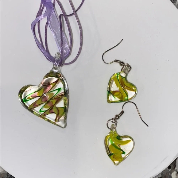 Necklace and earrings set - Picture 1 of 3